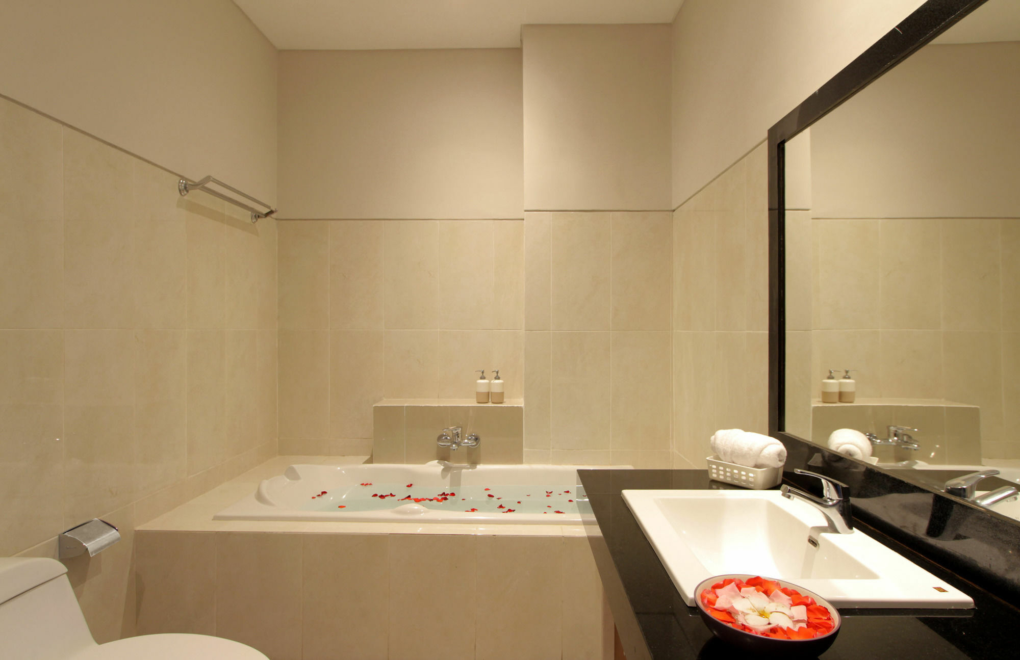 Sand Beach Luxury Living กูตา ภายนอก รูปภาพ