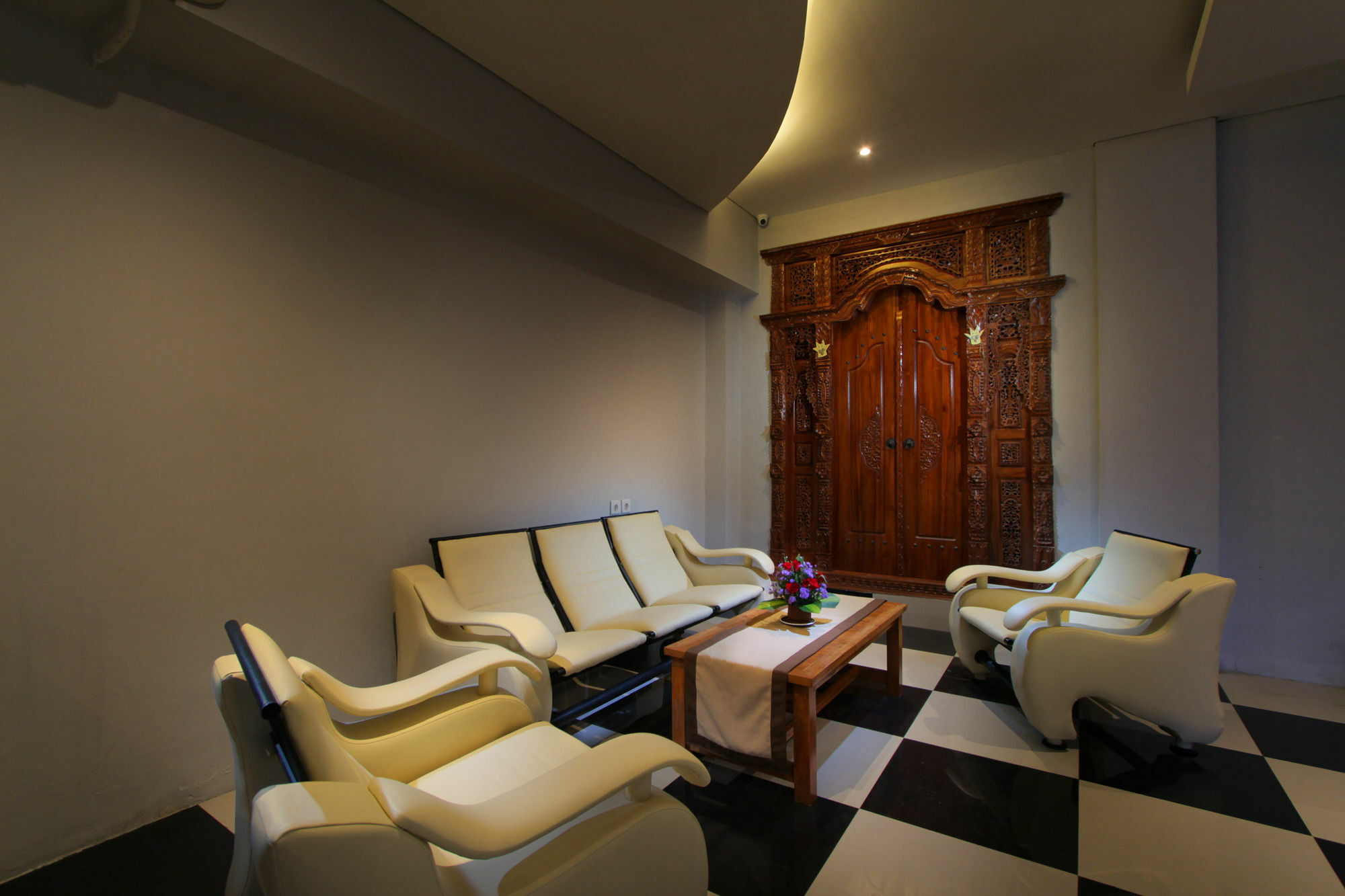 Sand Beach Luxury Living กูตา ภายนอก รูปภาพ